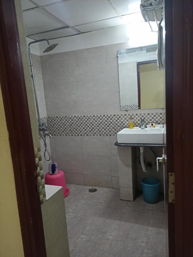 Hotel Jmd International 卡蒂哈尔 外观 照片